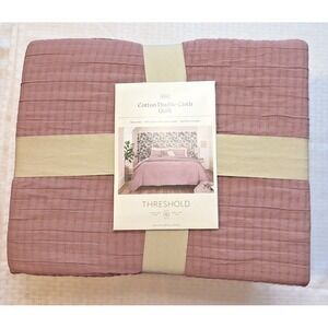 Threshold Double Cloth Quilt in Mauve - Jacquard Weave Midweight - King